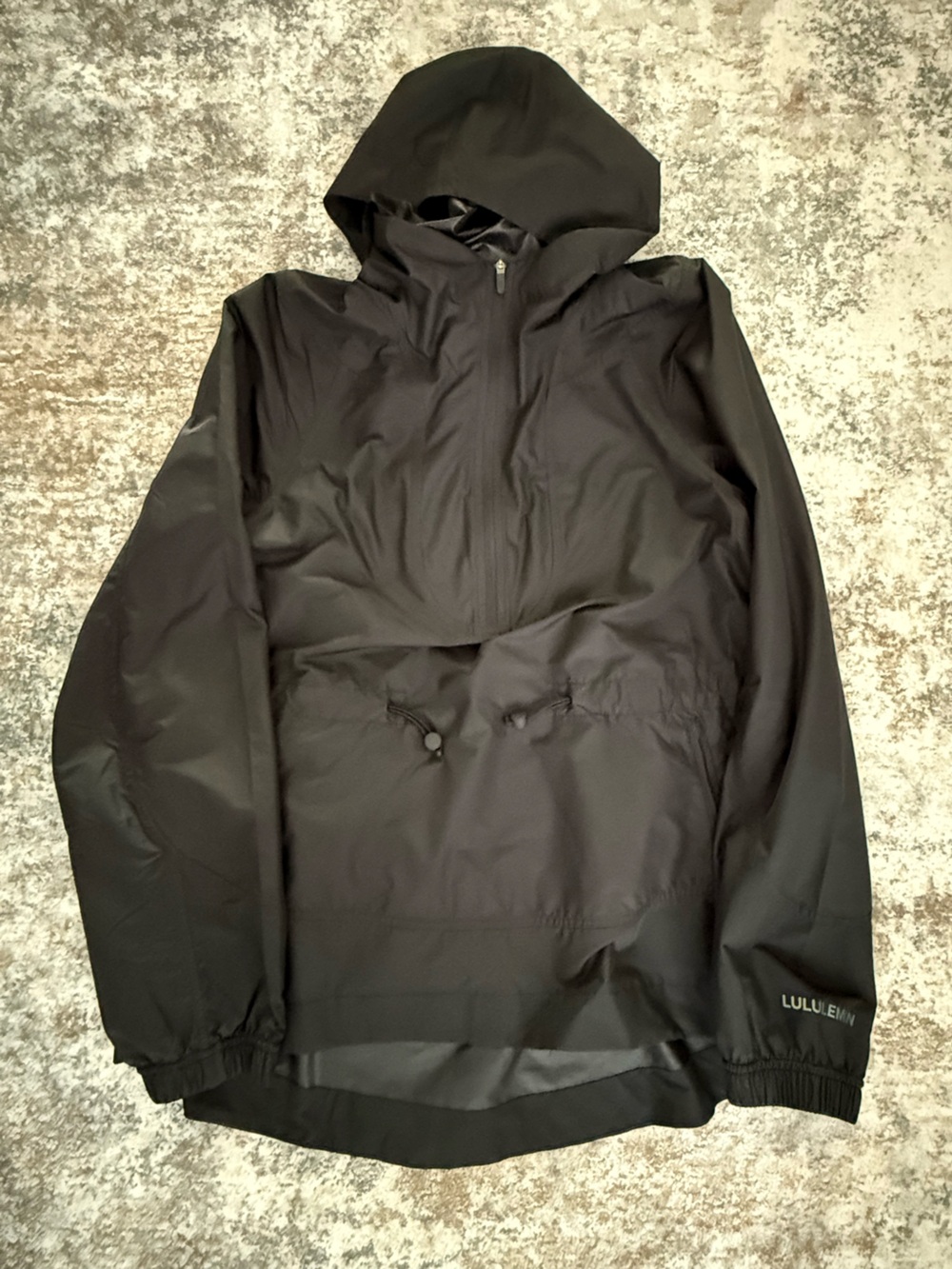 lululemon athletica Women’s Pullover Windbreaker Raincoat with Adjustable Waist